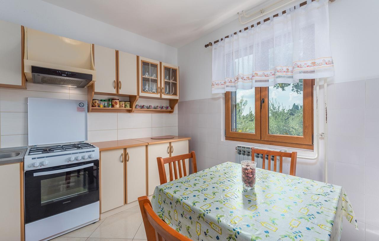 Marinela Korsa With Pool Hotel Sveti Lovreč Pazenatički Værelse billede